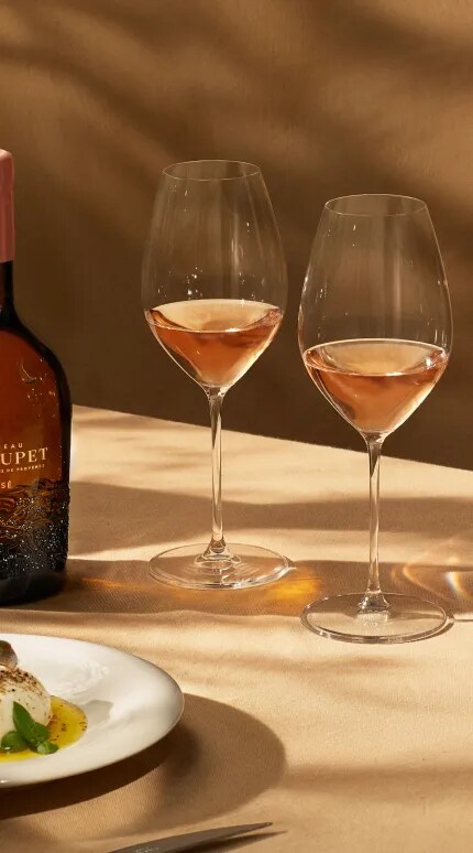 Château Galoupet luxury rosé wine & food pairing excellent rating